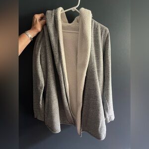 Grey Sherpa Gap Sweater size Medium